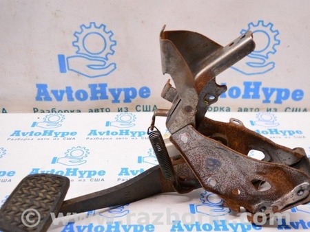 ФОТО Педали для Toyota Sequoia (08-17) Одеса