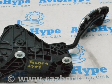 ФОТО Педали для Toyota Tundra III XK70 (2022-) Одеса