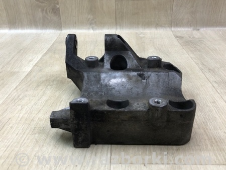 ФОТО Кронштейн/кріплення компресора кондиціонера для Honda Pilot 1 MR-V YF1/2 (02-08) Київ