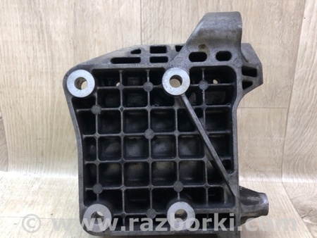 ФОТО Кронштейн/кріплення компресора кондиціонера для Honda Pilot 1 MR-V YF1/2 (02-08) Київ
