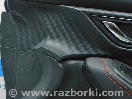 ФОТО Обшивка двери карточка перед прав 02 красная строчка Sport для Subaru Forester SK S14 (18-24) Одеса