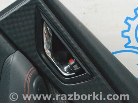 ФОТО Обшивка двери карточка зад прав 02 красная строчка Sport для Subaru Forester SK S14 (18-24) Одеса