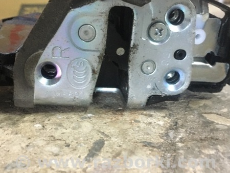 ФОТО Замок двері для Toyota Prius+ III XW30 Alpha/v (11-14) Київ