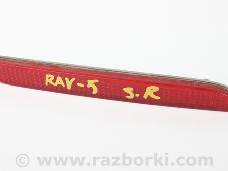 ФОТО Катафот (отражатель) задний правый для Toyota RAV-4 V XA50 (18-25) Київ