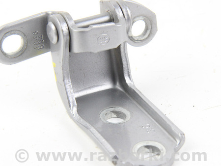 ФОТО Петля двери задней левой низ для Toyota RAV-4 V XA50 (18-25) Київ