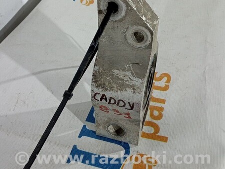 ФОТО Сайлентблоки для Volkswagen Caddy III Typ 2K +рест (04-15) Чернигов