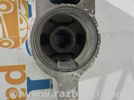 ФОТО Сайлентблоки для Volkswagen Caddy III Typ 2K +рест (04-15) Чернигов