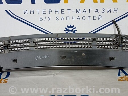 ФОТО Пластик под лобовое стекло для Land Rover Range Rover Vogue (2002-...) Чернигов