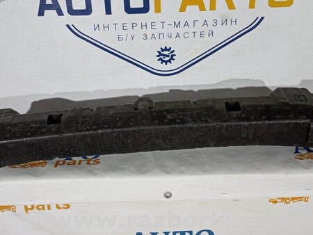 ФОТО Наполнитель бампера для Toyota RAV-4 III CA30W/XA30 (05-16) Чернигов