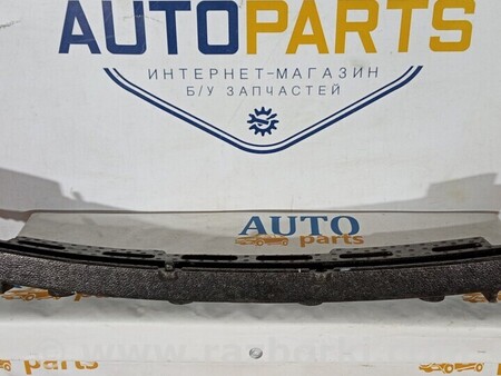 ФОТО Наполнитель бампера для Toyota Auris E180 (12-18) Чернигов