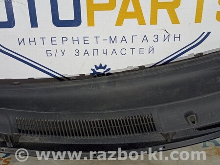 ФОТО Пластик под лобовое стекло для Toyota RAV-4 III CA30W/XA30 (05-16) Чернигов