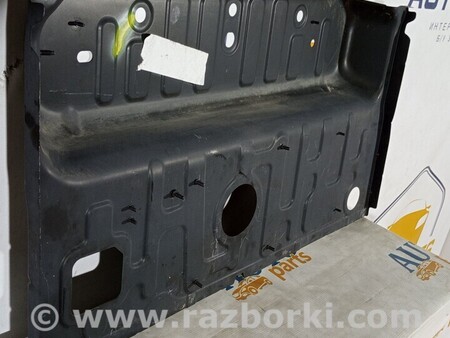 ФОТО Днище для Mercedes-Benz CLK-CLASS 209 (02-10) Чернігів