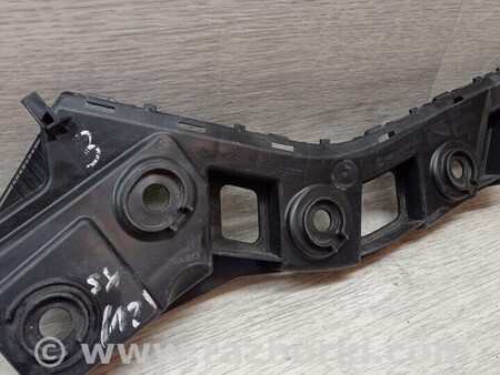 ФОТО Кронштейн генератора (вискомуфты) для Volkswagen Touran I 1T1, 1T2, 1T3 (03-15) Чернигов