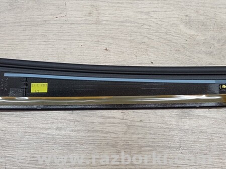 ФОТО Молдинги для Toyota Auris E180 (12-18) Чернигов