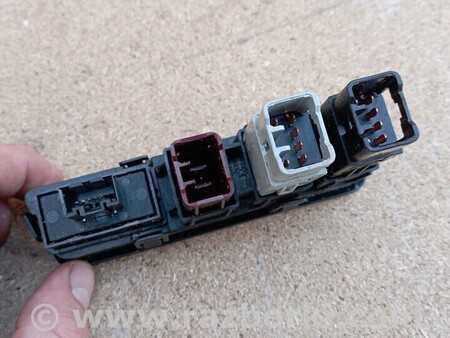 ФОТО Кнопки для Hyundai ix35 I LM/EL Tucson (10-17) Чернигов
