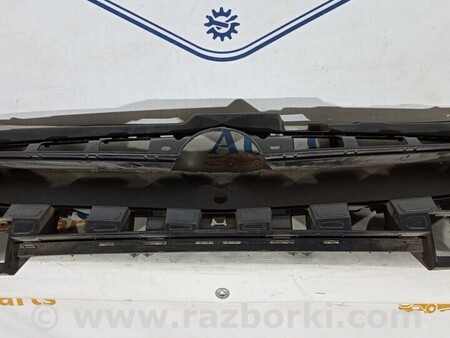 ФОТО Решітка радіатора для Opel Vectra C (02-08) Чернигов
