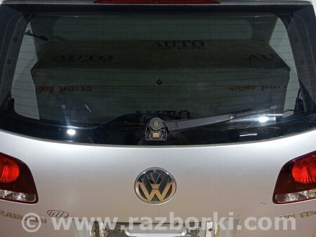 ФОТО Крышка багажника для Volkswagen Touareg  (10-18) Чернигов
