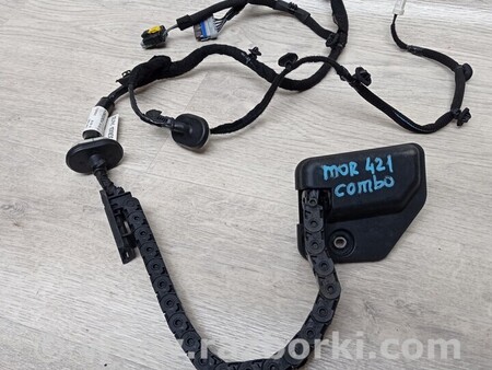ФОТО Деталі кузова (Загальне) для Opel Combo Чернигов