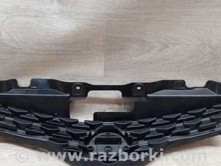 ФОТО Решітка радіатора для Nissan NV200 (09-15) Чернігів