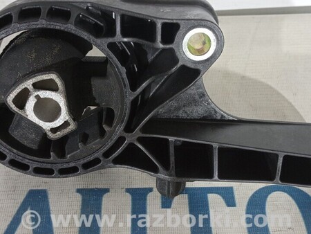 ФОТО Подушка двигателя для Chevrolet Cruze J300 (08-16) Чернигов