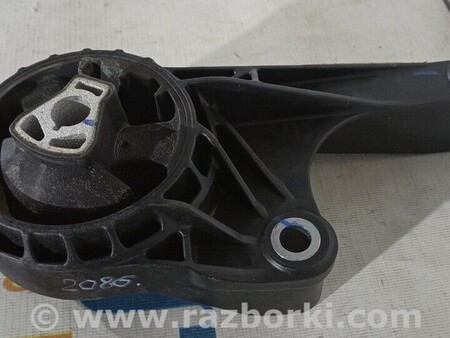 ФОТО Подушка двигателя для Chevrolet Cruze J300 (08-16) Чернигов