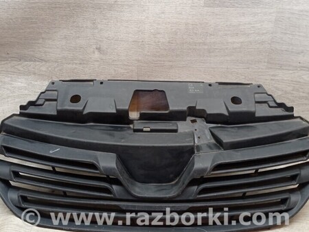 ФОТО Решітка радіатора для Renault Trafic 3 (2014-...) Чернигов