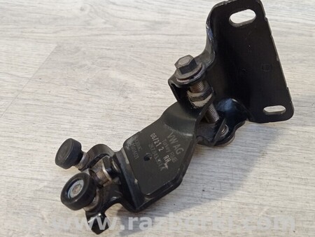 ФОТО Петлі для Volkswagen Caddy III Typ 2K +рест (04-15) Чернигов