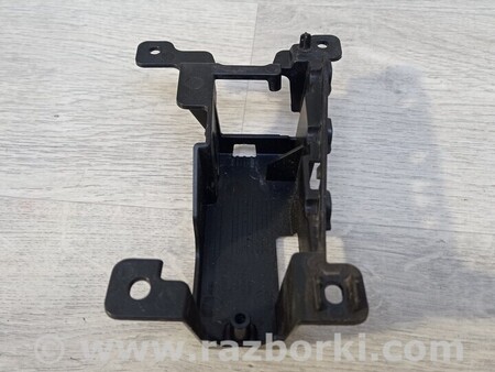 ФОТО Кронштейн генератора (вискомуфты) для Ford Mustang Mk5 (05-14) Чернигов