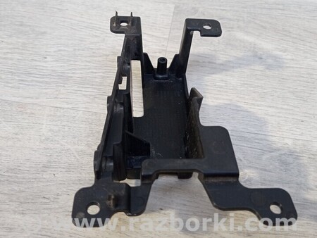 ФОТО Кронштейн генератора (вискомуфты) для Ford Mustang Mk5 (05-14) Чернигов