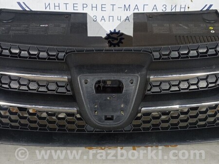 ФОТО Решітка радіатора для Dacia Sandero Чернигов