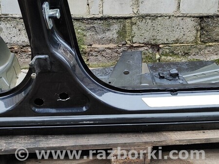 ФОТО Стойка кузова центральная для Opel Astra H (04-14) Чернигов