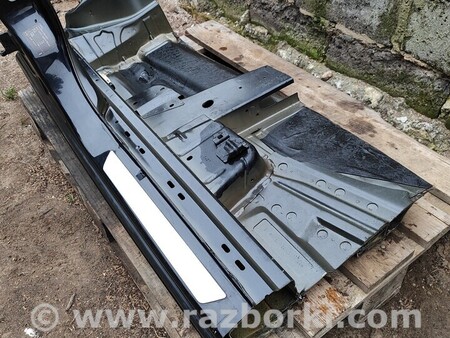 ФОТО Стойка кузова центральная для Opel Astra H (04-14) Чернигов