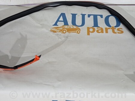 ФОТО Деталі кузова (Загальне) для Volvo V40 Чернигов