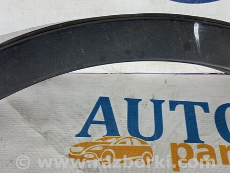 ФОТО Молдинги для Toyota Auris E180 (12-18) Чернигов