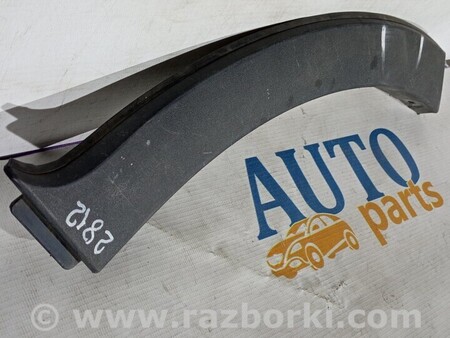 ФОТО Молдинги для Toyota Auris E180 (12-18) Чернигов