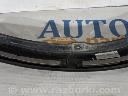 ФОТО Молдинги для Toyota Auris E180 (12-18) Чернигов