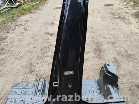 ФОТО Стойка кузова центральная для Skoda Superb Чернигов
