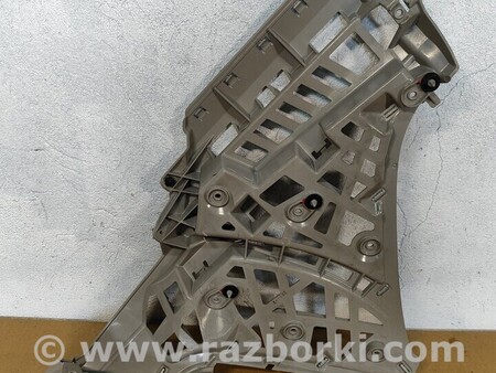 ФОТО Кронштейн генератора (вискомуфты) для Ford B-Max Чернигов
