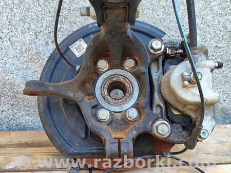 ФОТО Кулак поворотный для Nissan Pulsar Чернигов