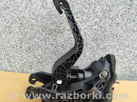 ФОТО Педаль зчеплення для Ford B-Max Чернигов
