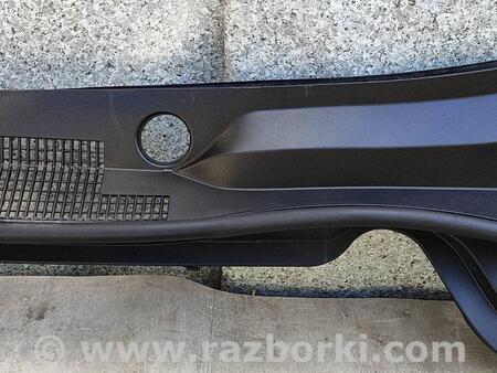 ФОТО Пластик под лобовое стекло для Lexus UX200 (2018-) Чернигов