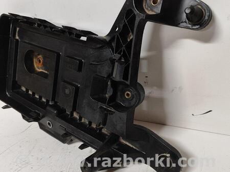 ФОТО Короб аккумулятора для Volkswagen Golf Plus Mk5 (12.2004-09.2014) Чернигов