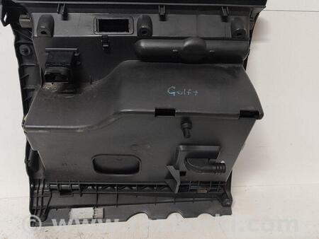ФОТО Бардачок для Volkswagen Golf Plus Mk5 (12.2004-09.2014) Чернигов