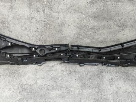 ФОТО Пластик под лобовое стекло для Mazda 3 (різне не сортоване) Чернигов