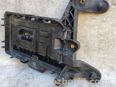 ФОТО Короб аккумулятора для Volkswagen Golf Plus Mk5 (12.2004-09.2014) Чернигов
