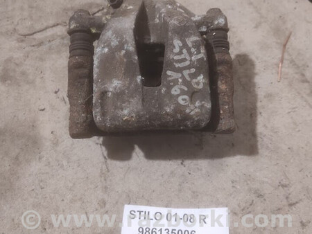 ФОТО Б/у супорт правий 986135006 для Stilo R для Fiat Stilo Львів