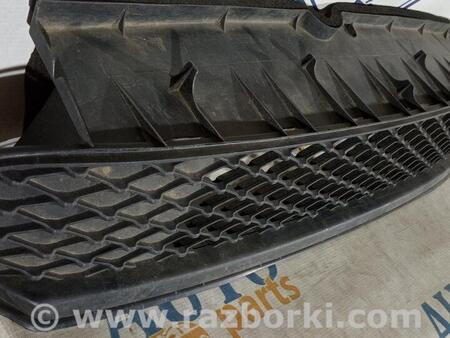 ФОТО Решітка радіатора для Toyota Auris E180 (12-18) Чернигов