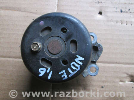 ФОТО Водяний насос помпа для Nissan Note E11 (2006-2013) Львів