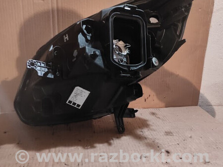 ФОТО Фара права для Renault Kangoo II (07-21) Львів