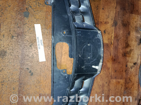 ФОТО Решітка радіатора для Nissan Note E11 (2006-2013) Львів